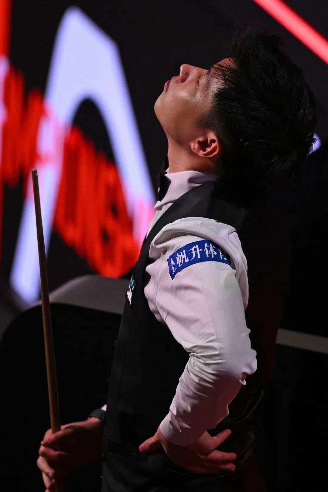 8冠的过程 8冠的过程